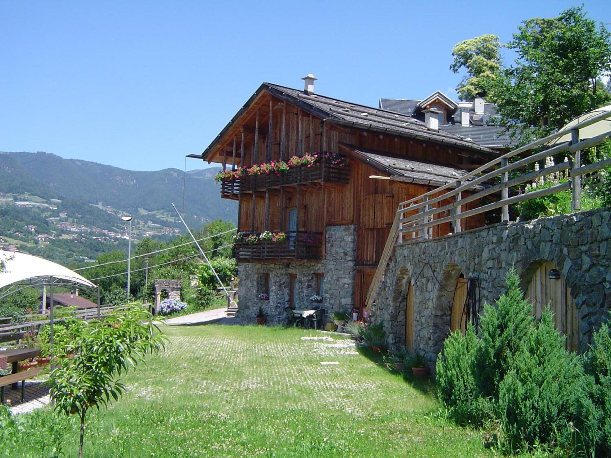 Frassilongo Agritur Maso Gosserhof מראה חיצוני תמונה